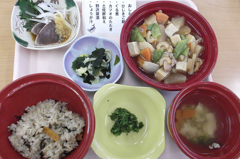 高知県の郷土食「ぐる煮・かつおのたたき」